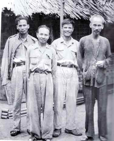 Tổng Bí thư Trường Chinh