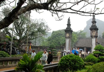 Cố đô Hoa Lư- chuẩn bị khai hội