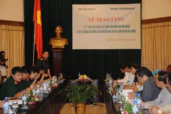Viettel hỗ trợ 17,465 tỉ đồng cho huyện Bá Thước – Thanh Hóa