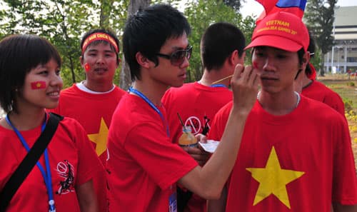 Lễ khai mạc giản dị và đậm nét văn hoá Lào