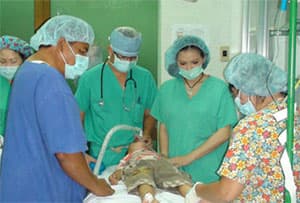 Gần 300 em nhỏ được phẫu thuật nụ cười thành công