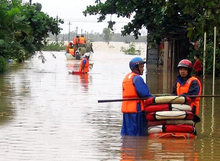 Thông tin liên lạc tại Miền Trung đang được nhanh chóng khắc phục