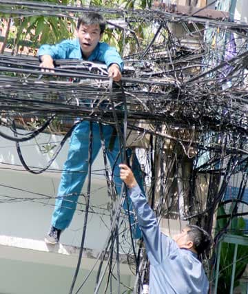 Quốc hội thảo luận dự thảo Luật Viễn thông