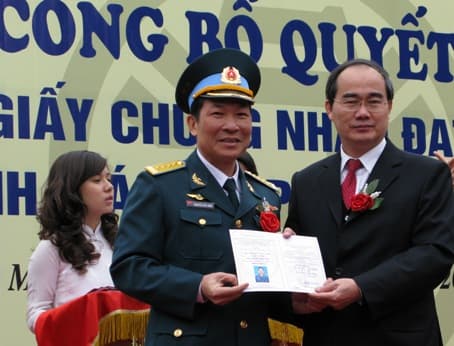 Công nhận hơn 700 giáo sư và phó giáo sư