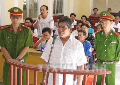 Sóc Trăng: 2 năm tù cho kẻ lợi dụng các quyền tự do dân chủ xâm phạm lợi ích Nhà nước