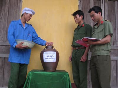 Làm theo lời Bác
