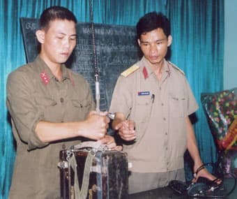 Vững vàng chiến sĩ thông tin dự bị