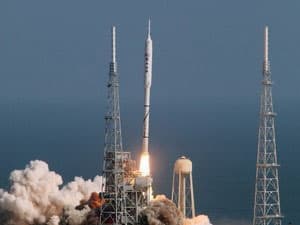 NASA thử nghiệm thành công tên lửa đẩy Ares I-X