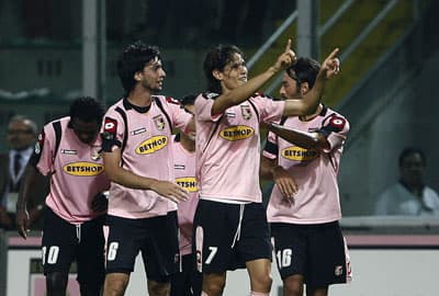 Quật ngã Juve, Palermo tiếp tay cho Inter