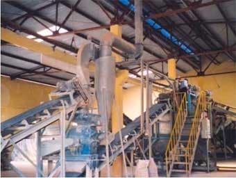 Đối mặt với nhiều thách thức