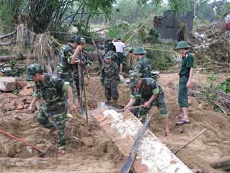 Với bão lũ không thể chủ quan, lơ là