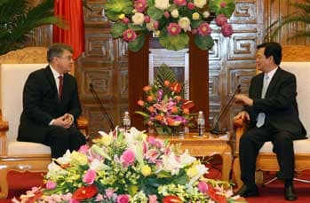 Thủ tướng Nguyễn Tấn Dũng tiếp Đại sứ Nga và Pa-na-ma