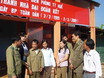 Đoàn kết vì cuộc sống nhân dân