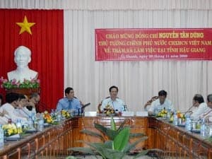 Hậu Giang cần tập trung đầu tư hạ tầng và giáo dục