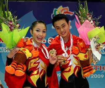 Đoàn Việt Nam giữ vững ngôi đầu