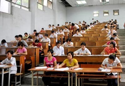 Năm 2010 học phí đại học cao nhất 340.000 đồng