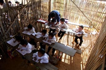 Dựng lều học chữ