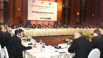 Quản lí kinh tế vĩ mô được chấm điểm cao nhất