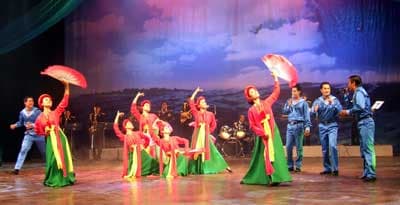 Cuộc hội quân hùng hậu