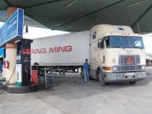 Petrolimex cấp nhiên liệu cho tập đoàn Mai Linh