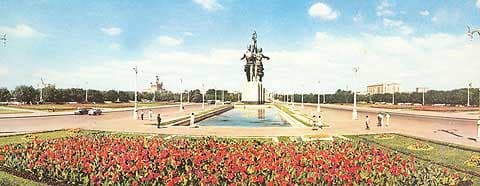 Nước Nga không quên chiến công của những người con Xô-viết