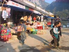Giáo dục học sinh tiểu học dân tộc thiểu số (Bài 1)