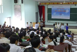 Tăng học phí phải kèm theo cơ chế giám sát tài chính