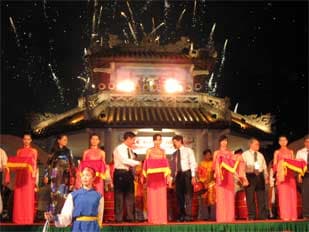 Khai mạc Hội chợ triển lãm làng nghề Việt Nam 2009