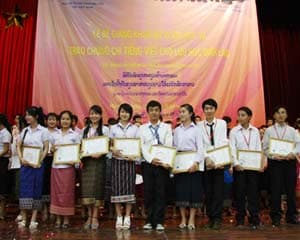 Học bổng của tình hữu nghị
