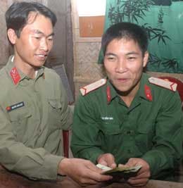 Dùng tiền phụ cấp nuôi... ước mơ