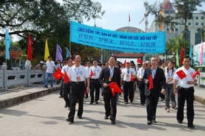 Tinh thần hữu nghị vinh quang muôn đời