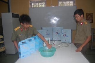 Độc đáo máy khử độc của  nhà máy thông tin M1