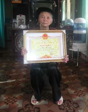 Liềm hái cũng tiến công