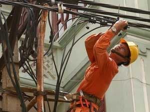Việt Nam mua của Trung Quốc gần 2,2 tỷ kWh điện