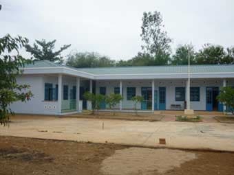 Hỗ trợ cải tạo 40 trường tiểu học tại miền Trung Việt Nam