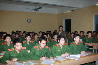 Khắc phục tình trạng “thiếu thầy”
