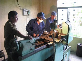 Những người lính thợ yêu nghề