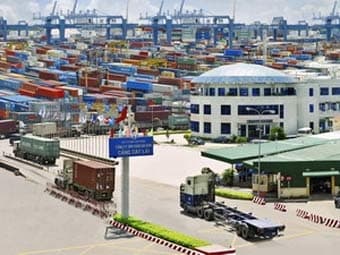Siết chặt kiểm tra thực phẩm đông lạnh tại cảng