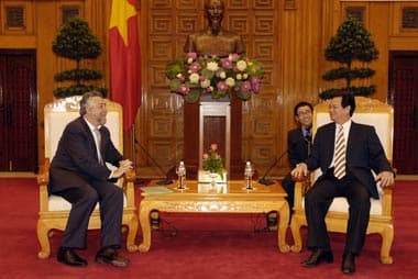 Thủ tướng Nguyễn Tấn Dũng tiếp tân Đại sứ Argentina và Nauy