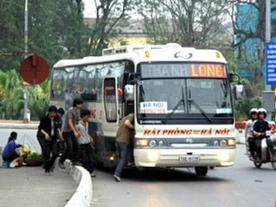 Cấm xe khách, xe tải nhẹ trên 50 đường nội thành