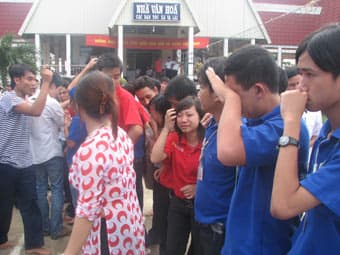 Lính biển lên rừng