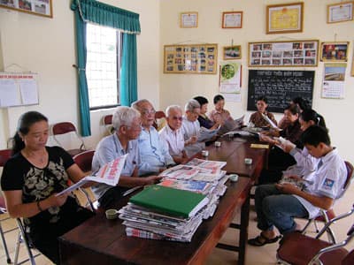 Tủ sách của người dân Bình Vọng
