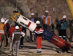 Bắt đầu giải cứu các thợ mỏ Chile