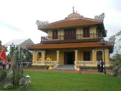Khánh thành di tích lầu Tứ Phương Vô Sự