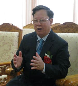 Cầu nối hữu nghị giữa Việt Nam và thế giới