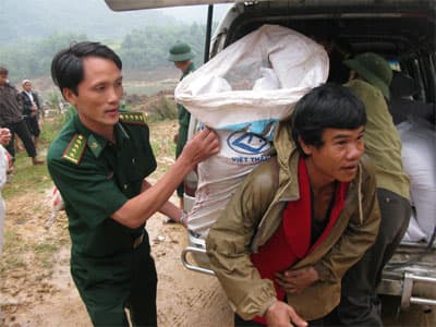 Những người đến trước, về sau