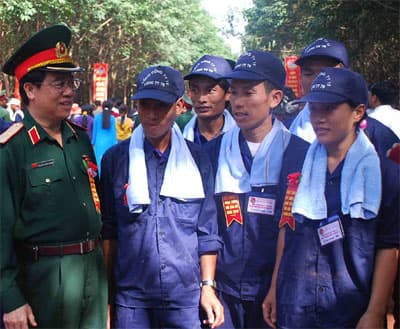 Nâng cao chất lượng sản phẩm và đời sống của công nhân, người lao động