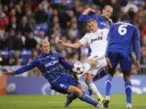 Benzema lập hat-trick giúp Real thắng đậm Auxerre