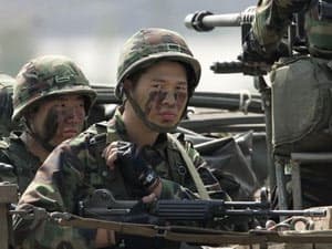 Hàn Quốc đặt quân đội trong tình trạng "báo động đỏ"