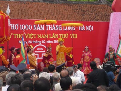 Vẹn nguyên tình yêu thơ